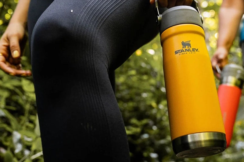 Stanley IceFlow™ Flip Straw 650ML | Botella Térmica con Popote Integrado
